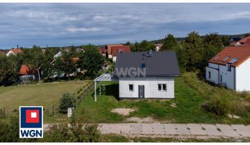 dom wolnostojący, 4 pokoje Tolkmicko, ul. Pogodna