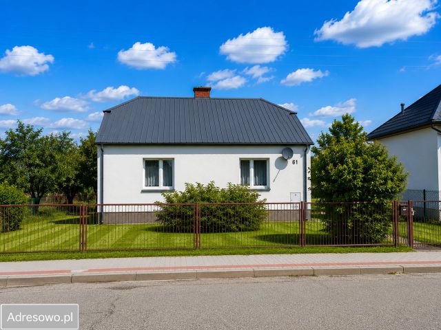 dom wolnostojący, 3 pokoje Gołąb, ul. Puławska. Zdjęcie 1