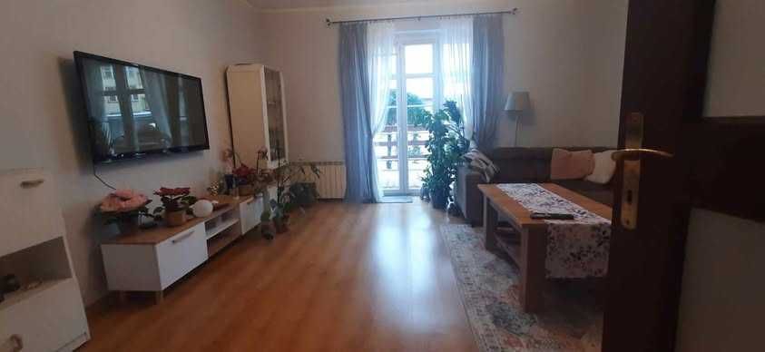 Mieszkanie 3-pokojowe Ełk Centrum, ul. Stanisława Moniuszki. Zdjęcie 1