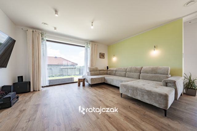 dom wolnostojący, 5 pokoi Chwaszczyno. Zdjęcie 10