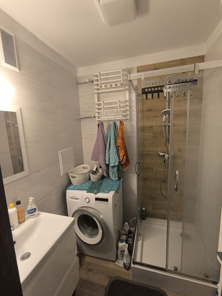 Mieszkanie 3-pokojowe Ostrowiec Świętokrzyski Stawki, os. Stawki. Zdjęcie 2