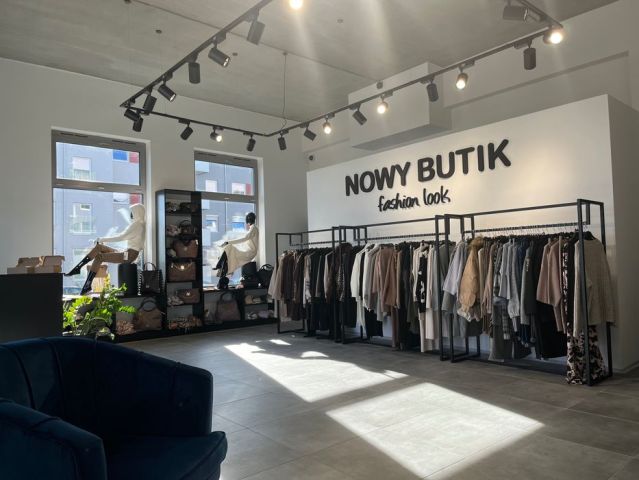 Lokal Brzeg Dolny, ul. Bolesława Leśmiana. Zdjęcie 1