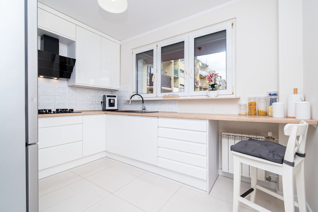 Mieszkanie 3-pokojowe Kalisz, ul. Prymasa Stefana Wyszyńskiego. Zdjęcie 3