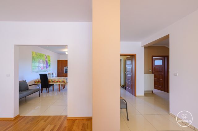 bliźniak, 5 pokoi Dziekanów Polski. Zdjęcie 5