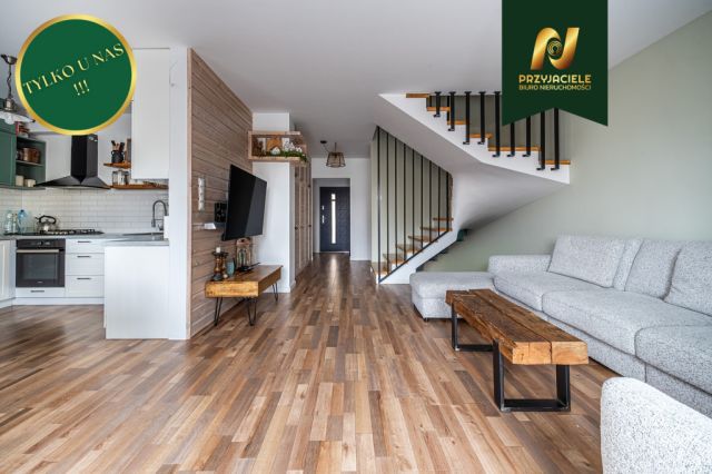 dom szeregowy, 7 pokoi Rumia Biała Rzeka. Zdjęcie 2