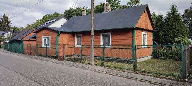 dom wolnostojący, 2 pokoje Ryki. Zdjęcie 1