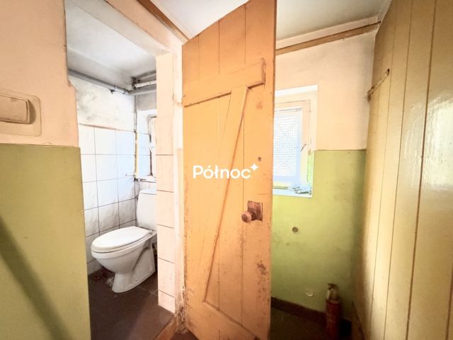 dom, 8 pokoi Jelenia Góra Cieplice Śląskie-Zdrój, ul. Stefana Czarnieckiego. Zdjęcie 34
