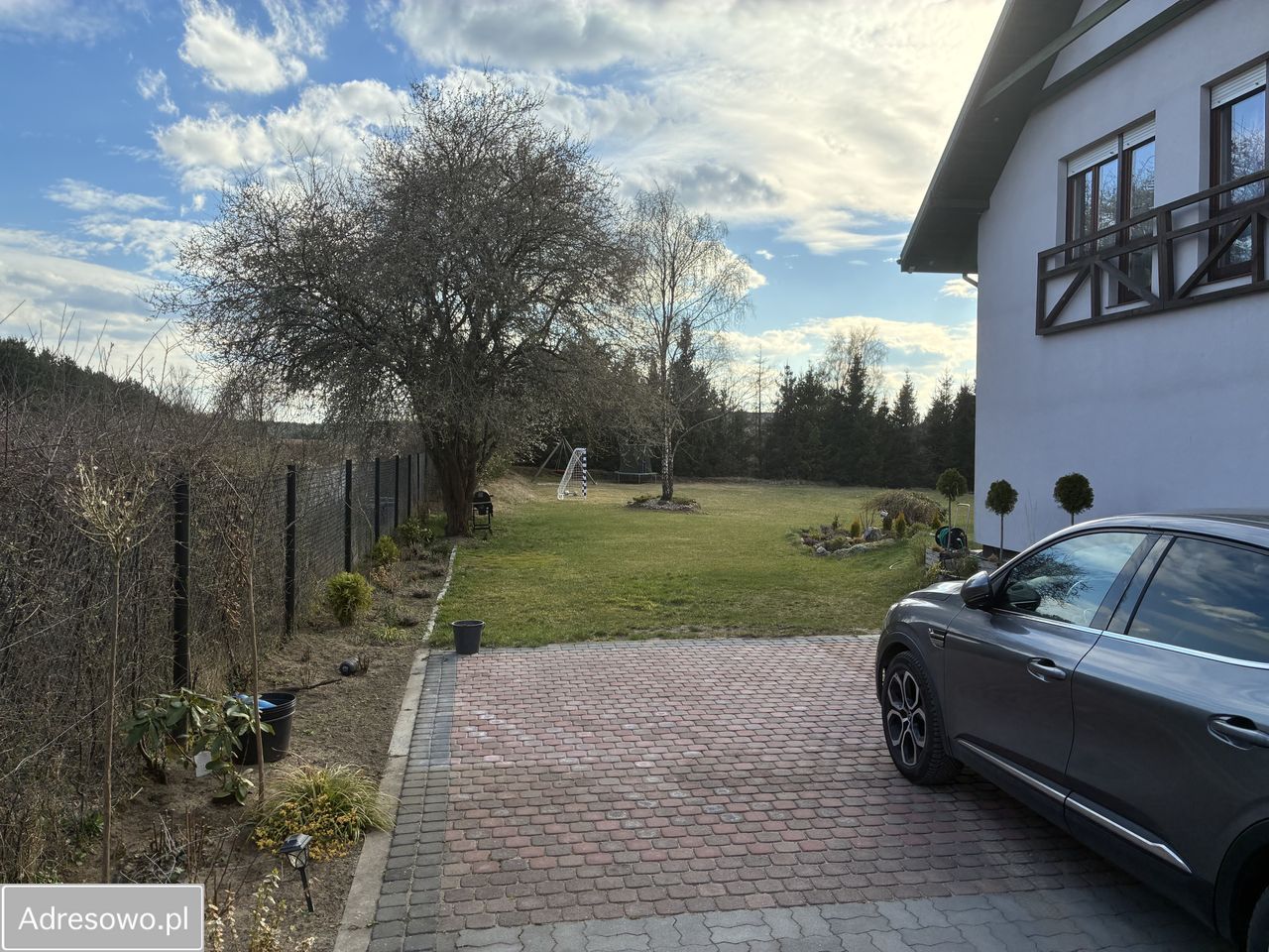 dom wolnostojący, 7 pokoi Szczecinek Trzesieka, ul. Wichrowe Wzgórze. Zdjęcie 2