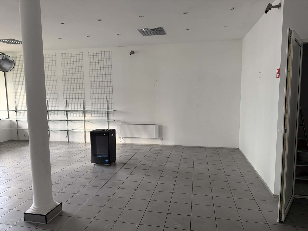 Lokal Borne Sulinowo, al. Niepodległości. Zdjęcie 10