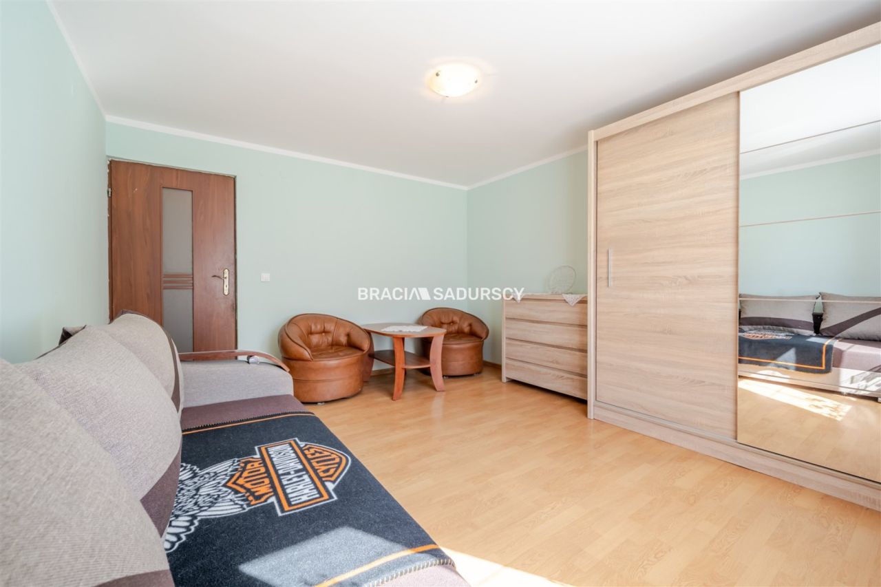 dom wolnostojący, 7 pokoi Chruszczyna Mała. Zdjęcie 14