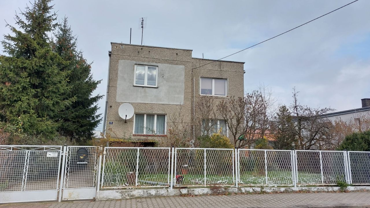 dom wolnostojący, 6 pokoi Bytom Odrzański, ul. Dębowa
