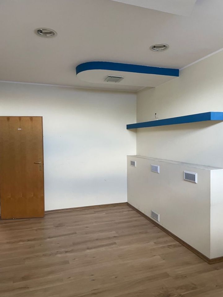 Biuro Częstochowa Raków, ul. Dojazdowa. Zdjęcie 4