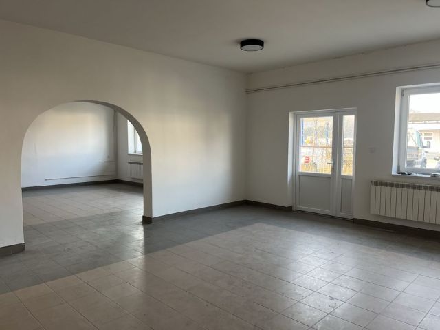 Lokal Jasienica Rosielna. Zdjęcie 1