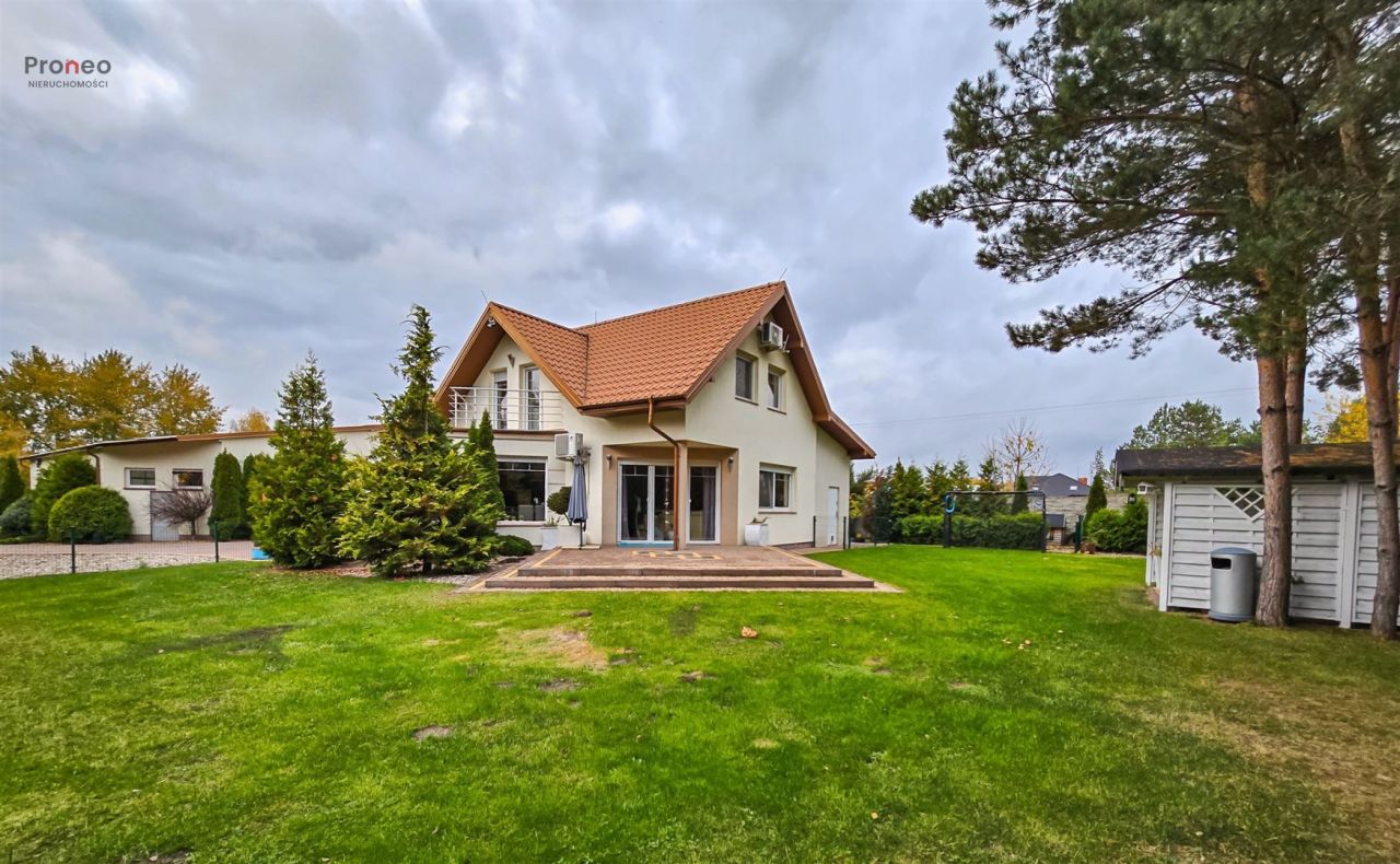 dom wolnostojący, 5 pokoi Chylin. Zdjęcie 2