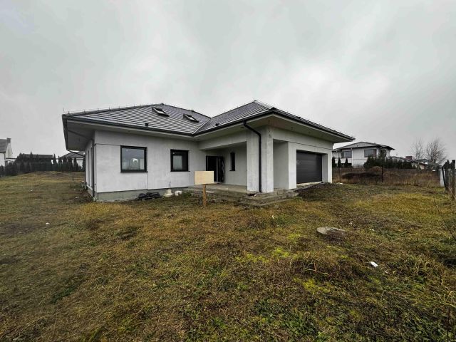 dom wolnostojący Gniezno Winiary, ul. Północna. Zdjęcie 1