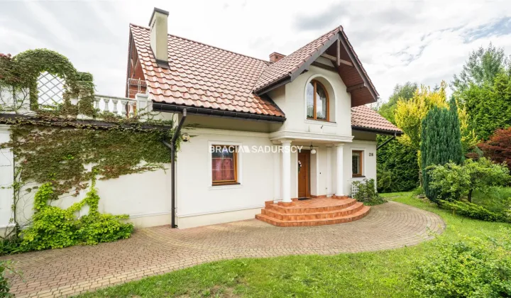 dom wolnostojący, 6 pokoi Dobranowice