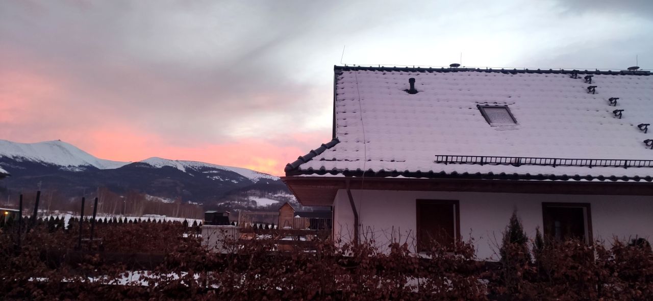 bliźniak, 16 pokoi Ściegny. Zdjęcie 4