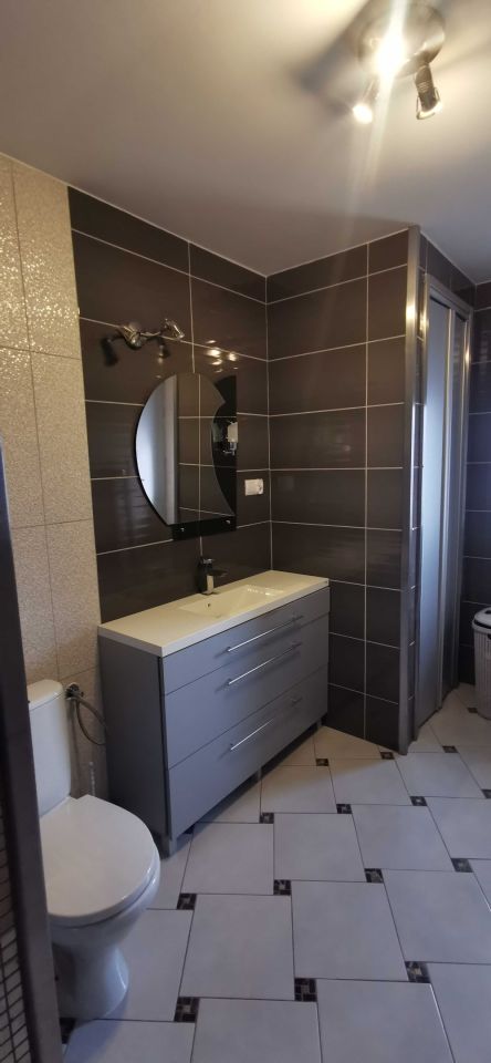 dom wolnostojący, 4 pokoje Września. Zdjęcie 5