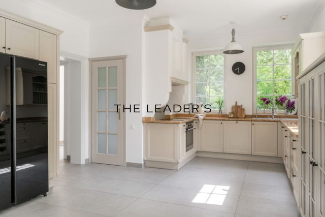 bliźniak, 6 pokoi Warszawa Wilanów. Zdjęcie 7