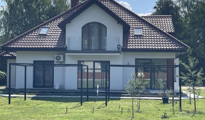 dom wolnostojący, 6 pokoi Łomianki