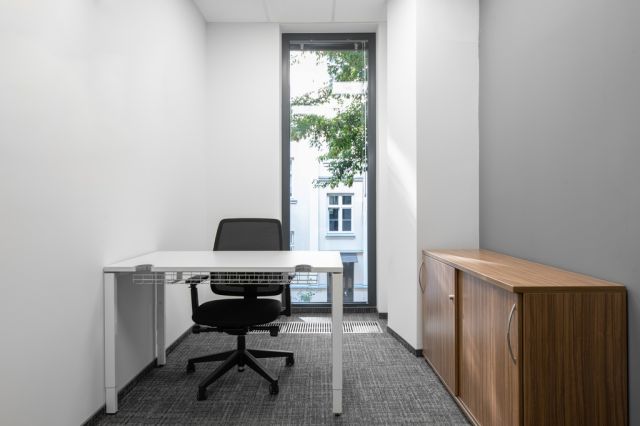 Biuro Warszawa, ul. Solec. Zdjęcie 2