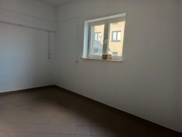 Hala/magazyn Ruda, Floriańska. Zdjęcie 9