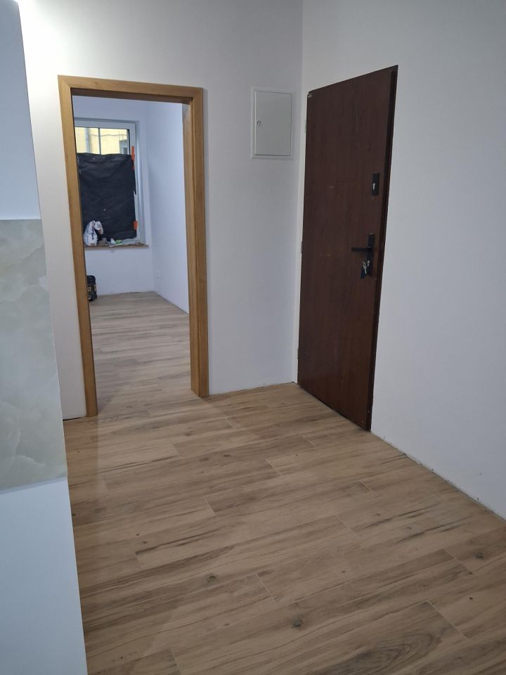 Mieszkanie 2-pokojowe Jelenia Góra Centrum, ul. Przeskok. Zdjęcie 1