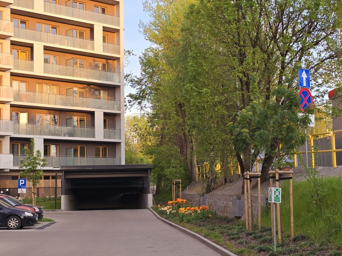 Mieszkanie 3-pokojowe Kraków Bieżanów, ul. Erazma Jerzmanowskiego. Zdjęcie 3