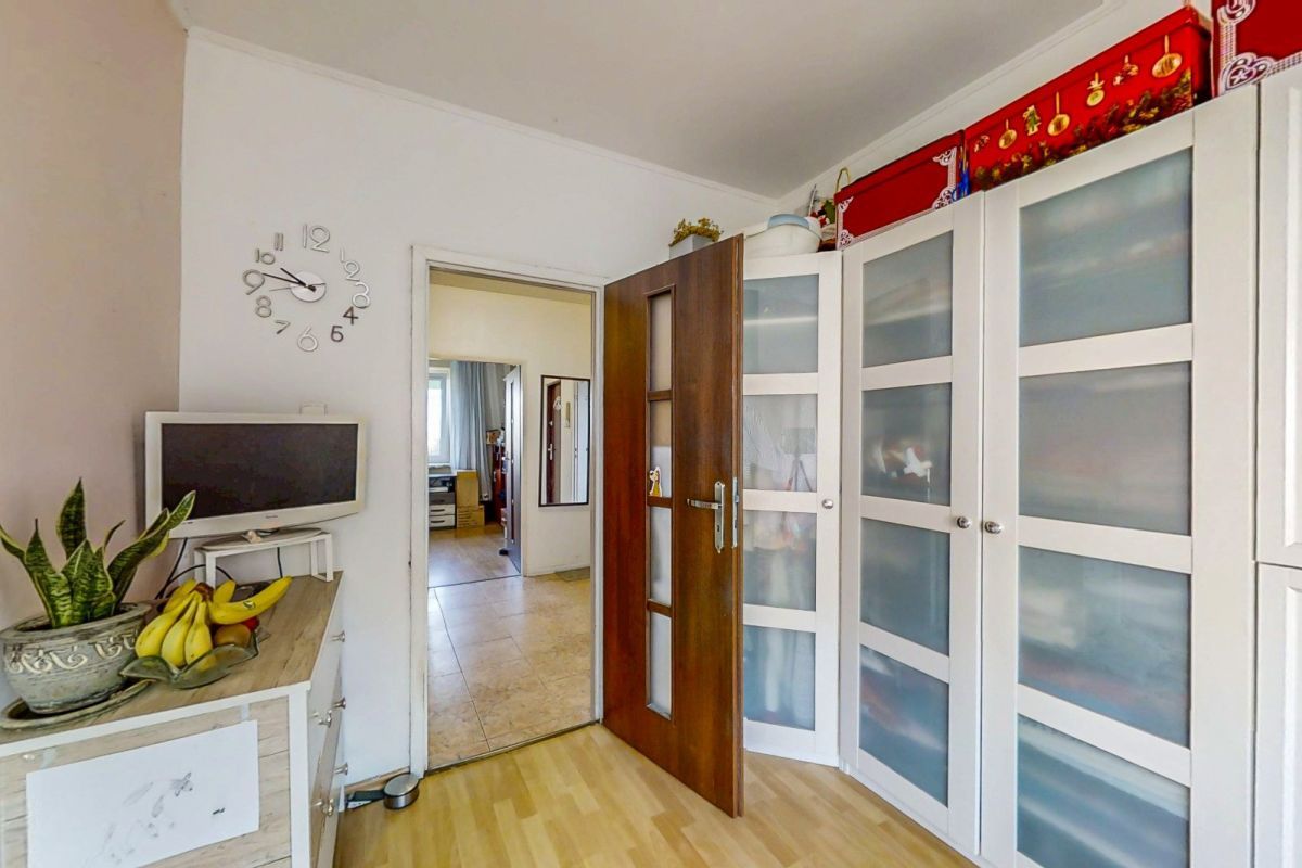 Mieszkanie 3-pokojowe Łódź Retkinia, al. ks. kard. Stefana Wyszyńskiego. Zdjęcie 2