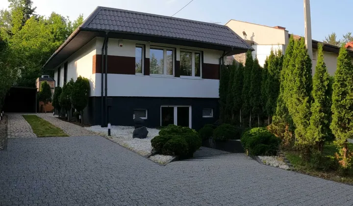 dom wolnostojący Łódź Julianów, ul. Roślinna