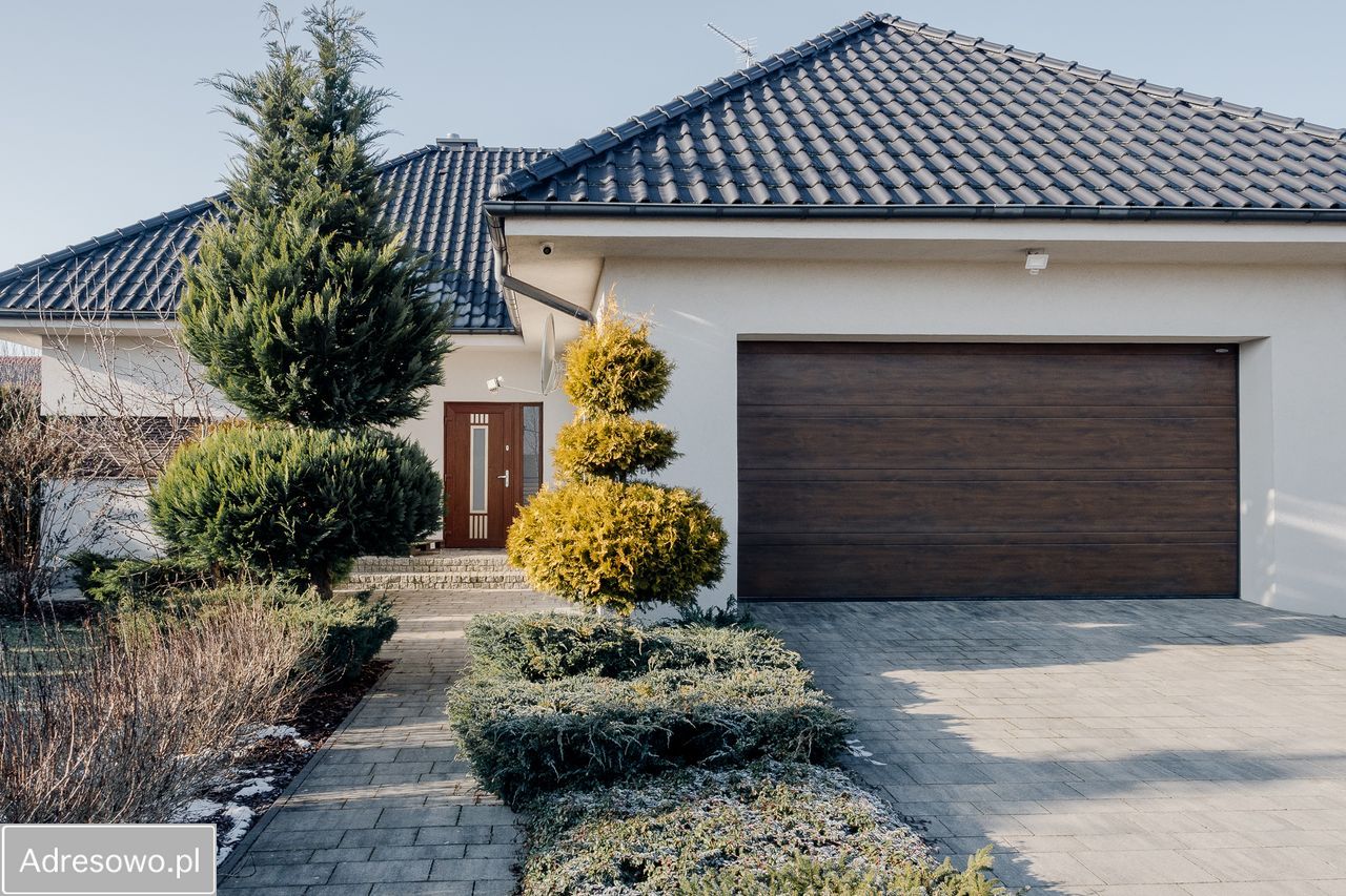 dom wolnostojący, 6 pokoi Zielątkowo. Zdjęcie 1