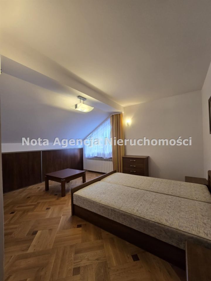 bliźniak, 6 pokoi Wałbrzych Piaskowa Góra. Zdjęcie 7