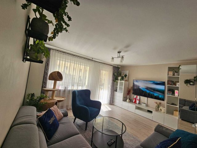 Mieszkanie 4-pokojowe Żary, ul. Zawiszy Czarnego. Zdjęcie 1