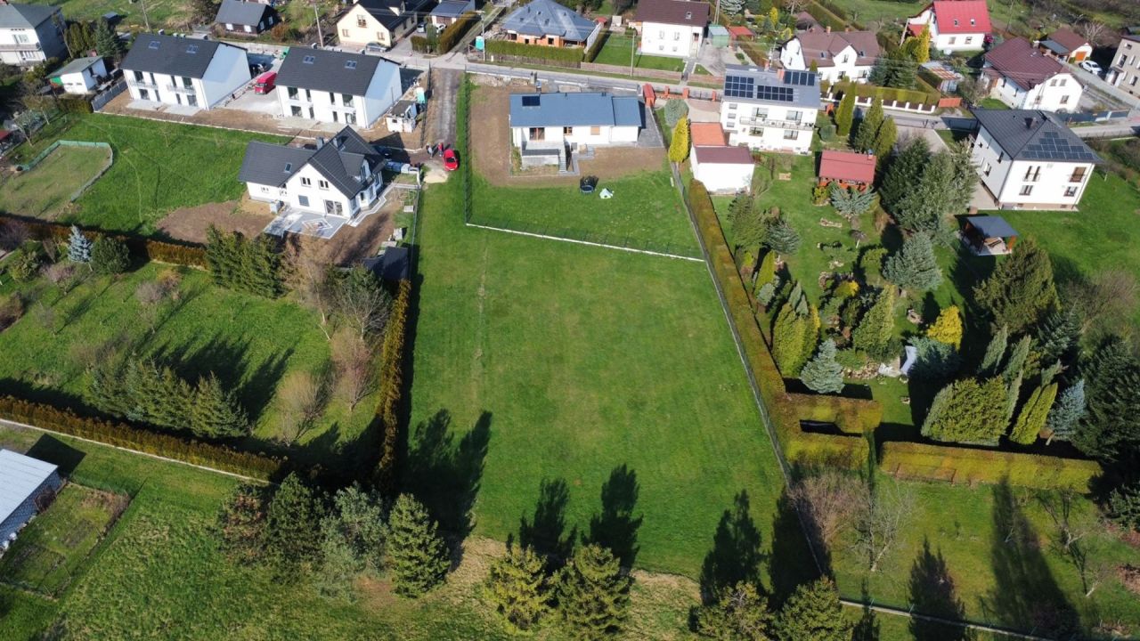 Działka inwestycyjna Czechowice-Dziedzice, ul. Mikołaja Kopernika. Zdjęcie 2