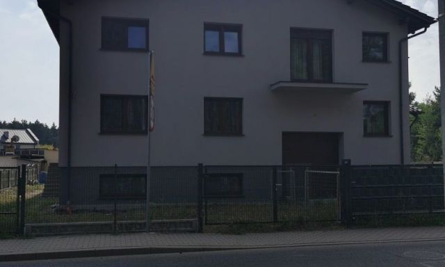 bliźniak, 12 pokoi Poznań, ul. Dzięgielowa. Zdjęcie 1