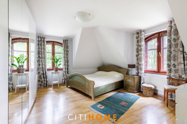 dom wolnostojący, 5 pokoi Józefów. Zdjęcie 8