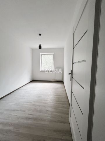 Mieszkanie 3-pokojowe Halinów. Zdjęcie 2