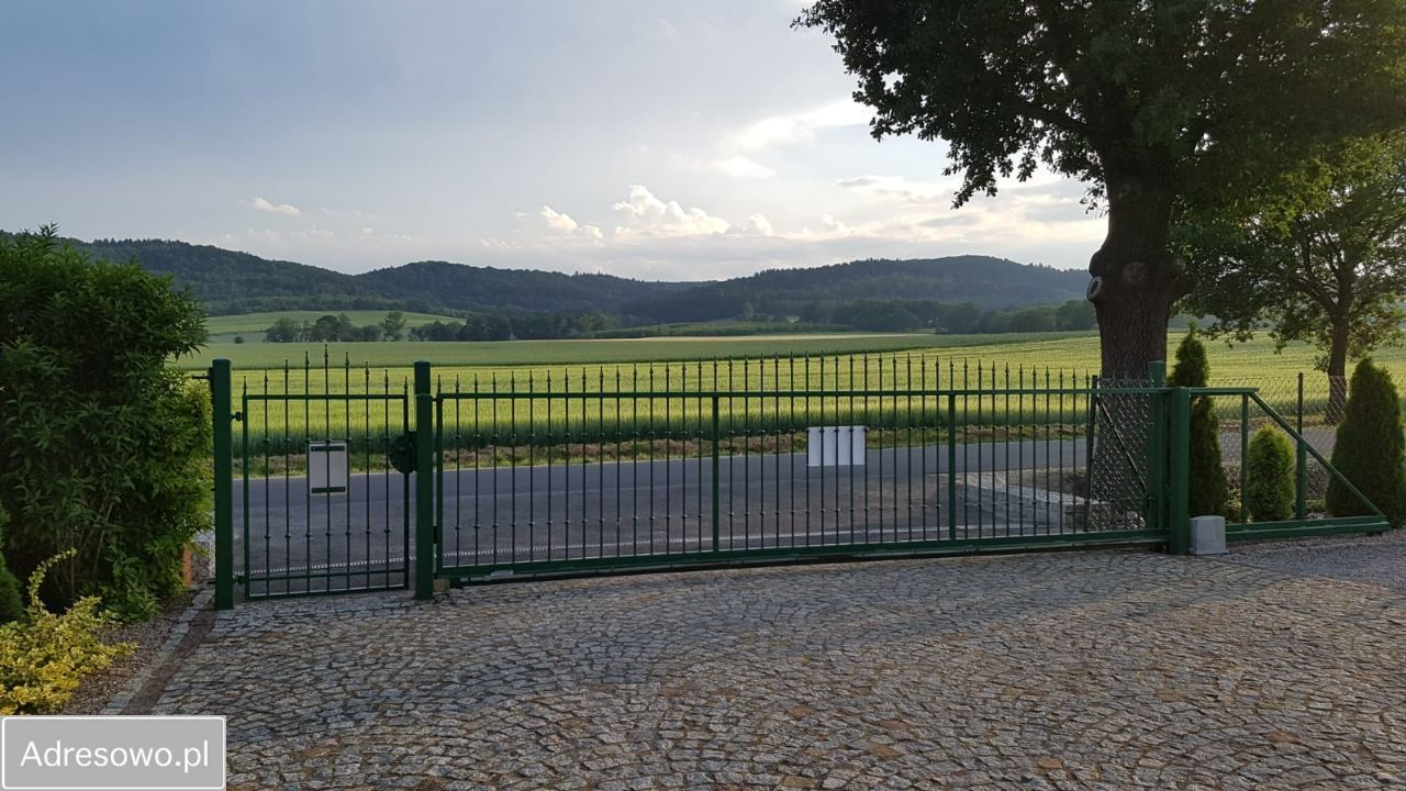 dom wolnostojący, 4 pokoje Burkatów, ul. Osiedle Pogórze. Zdjęcie 5