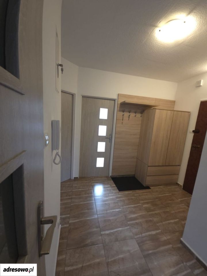 Mieszkanie 3-pokojowe Jelenia Góra Zabobrze, ul. Józefa Elsnera. Zdjęcie 5