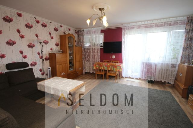 Mieszkanie 3-pokojowe Konin, ul. Sybiraków. Zdjęcie 1