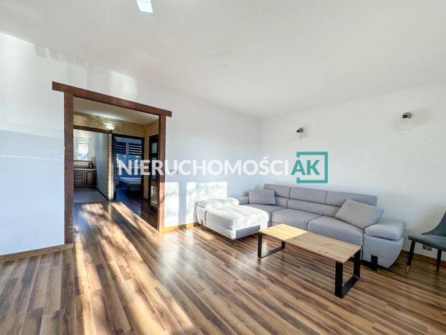 Mieszkanie 3-pokojowe Konin, ul. Karola Kurpińskiego. Zdjęcie 2