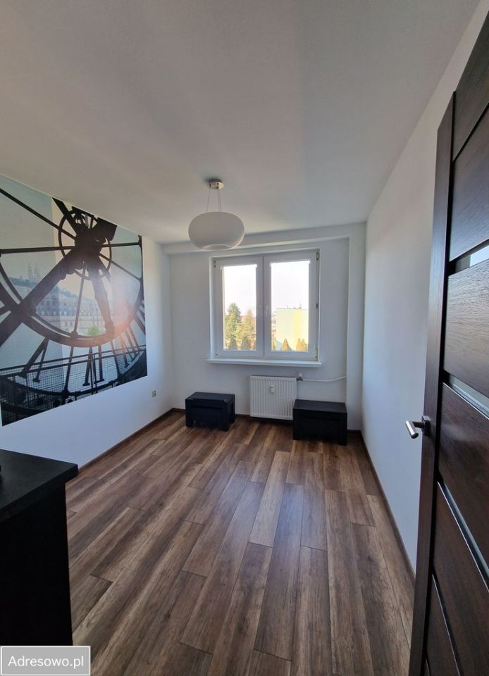 Mieszkanie 3-pokojowe Krosno, ul. Podchorążych. Zdjęcie 10