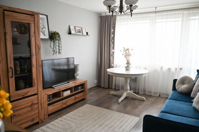 Mieszkanie 4-pokojowe Radom Osiedle XV-lecia, ul. Akademicka. Zdjęcie 1