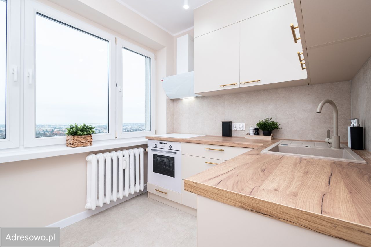 Mieszkanie 3-pokojowe Ostrów Wielkopolski, ul. Konopnickiej. Zdjęcie 3