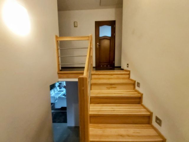 dom wolnostojący, 5 pokoi Miłocice, ul. Szkolna. Zdjęcie 9