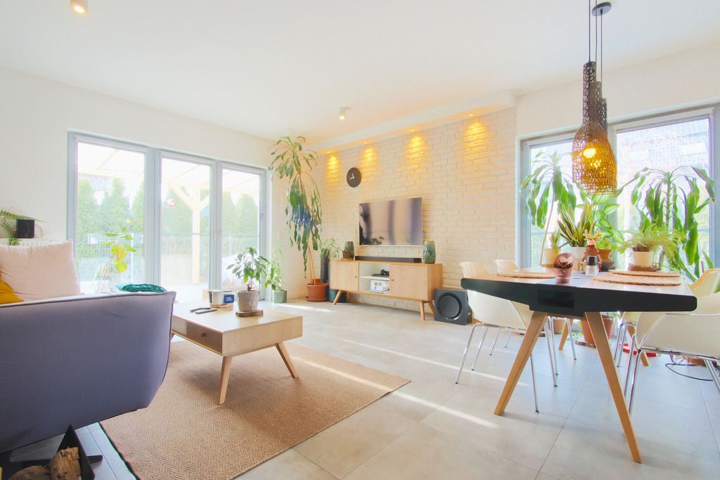 dom wolnostojący, 4 pokoje Łochowice. Zdjęcie 5