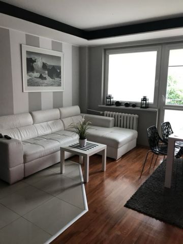 Mieszkanie 3-pokojowe Kartuzy, os. gen. Józefa Wybickiego. Zdjęcie 1