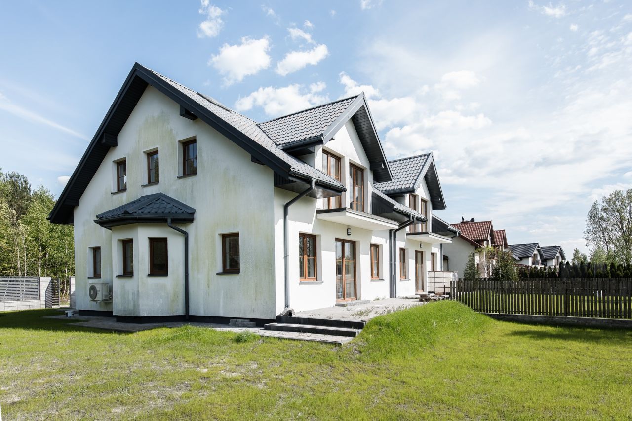 bliźniak, 5 pokoi Wiązowna. Zdjęcie 3