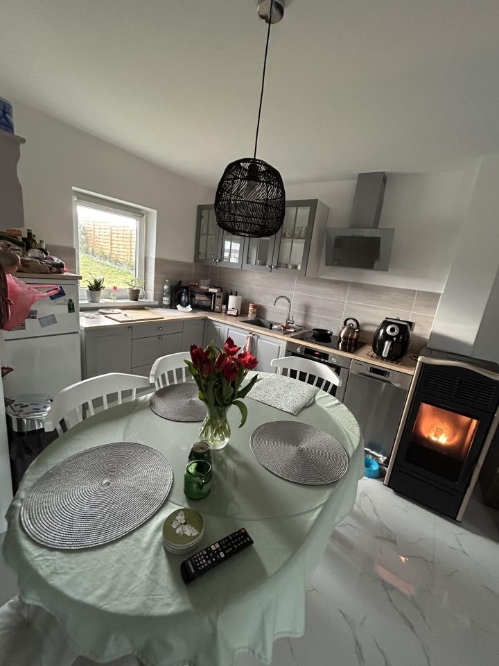 dom wolnostojący, 4 pokoje Żółte. Zdjęcie 38