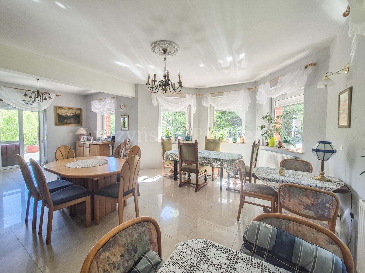 dom wolnostojący, 13 pokoi Borowice. Zdjęcie 13